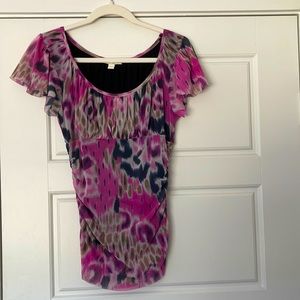 Beautiful and comfortable Women’s top Size S.